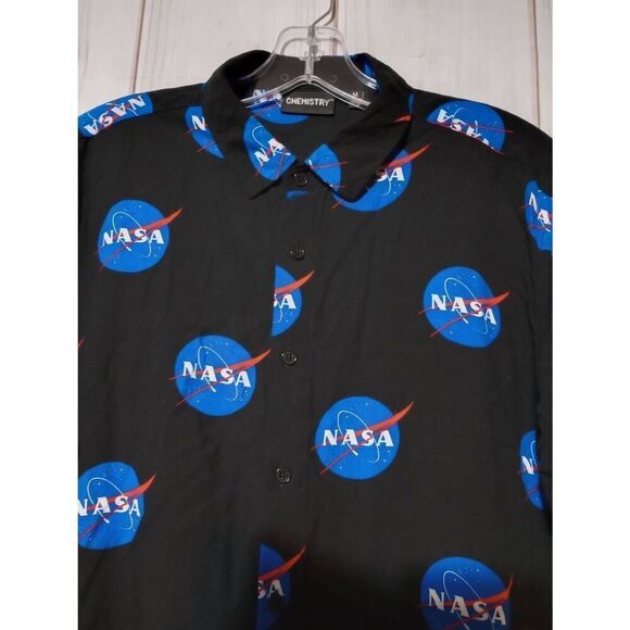 Chemistry Shirt Men's Medium NASA Black Blue Button Front Short Sleeve - Picture 3 of 7